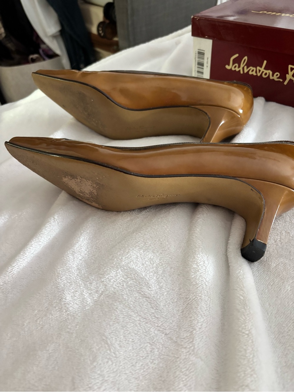 Salvatore Ferragamo Brown Leather Square-Toe Flats with Gold Logo Accent - Picture 7 of 10